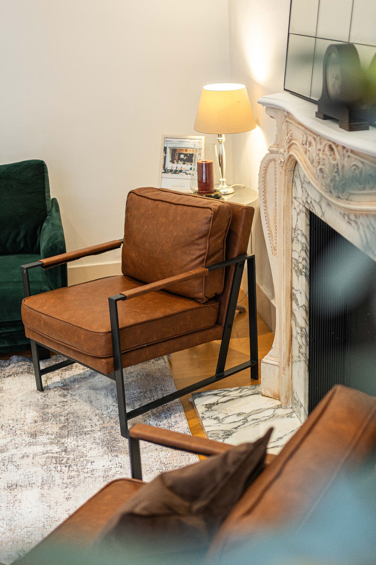Kensington staging detail 6