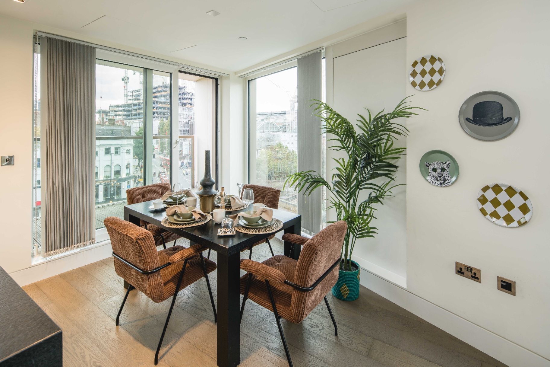 SA London Apartment staging detail 10