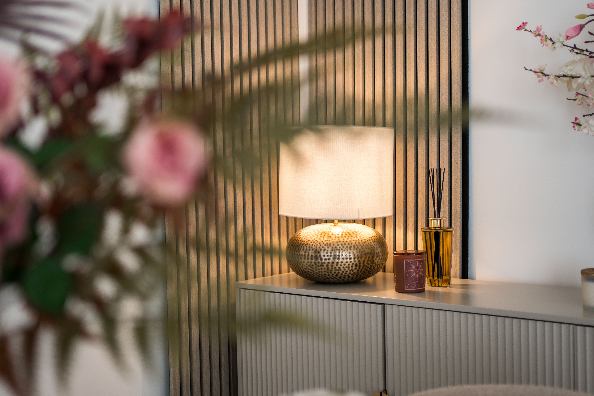 Marylebone Residence staging detail 6