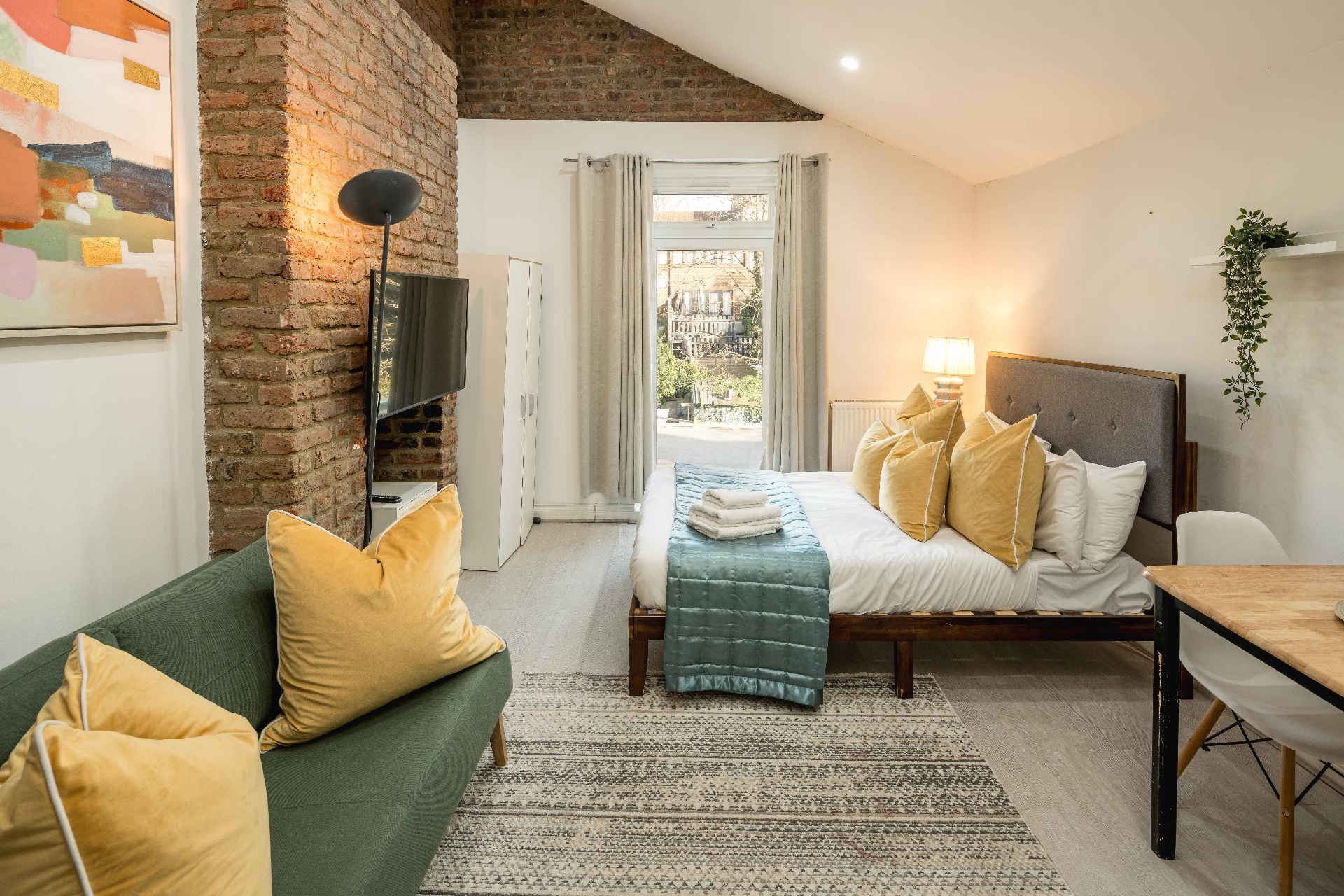 London HMO staging detail 2