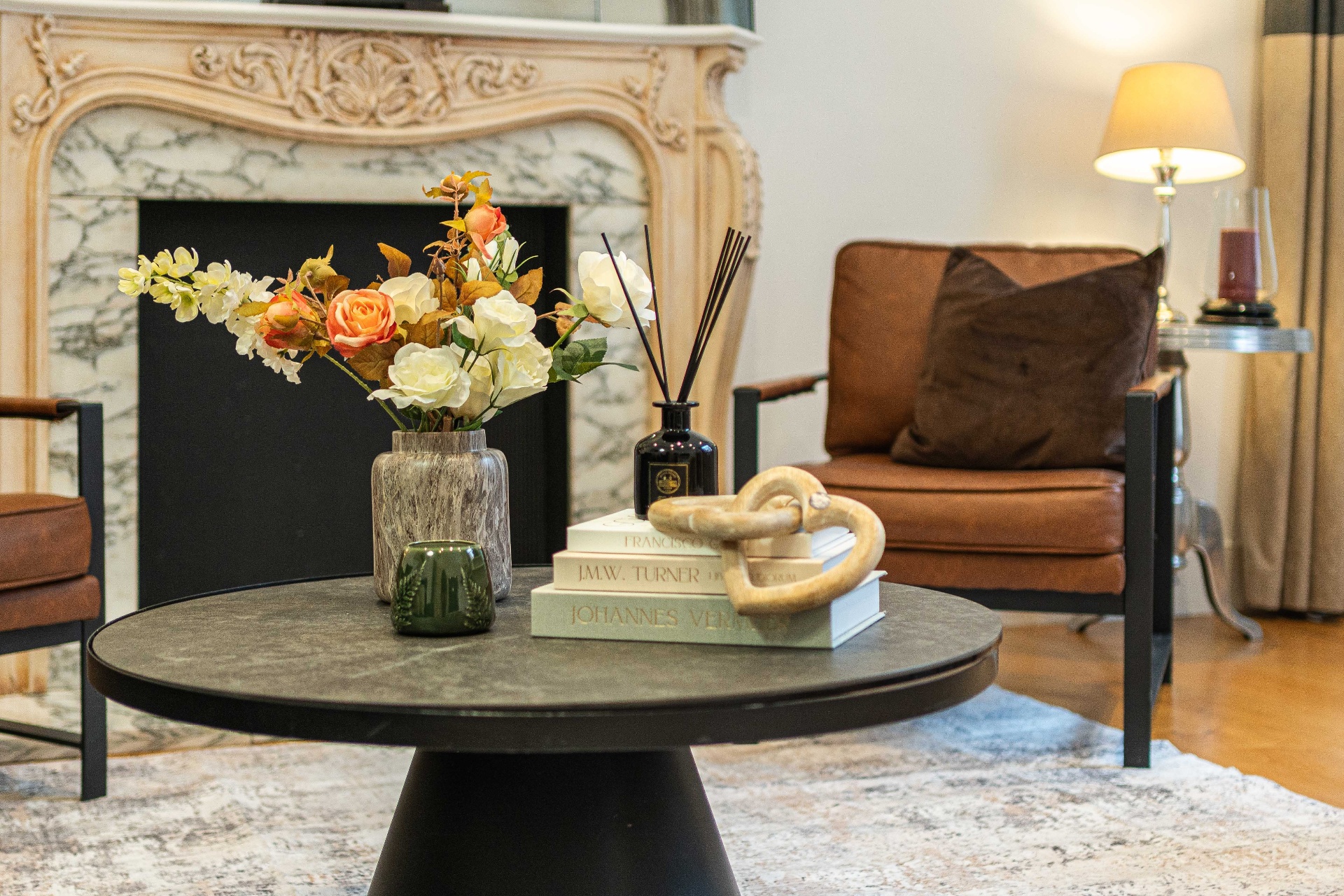 Kensington staging detail 7