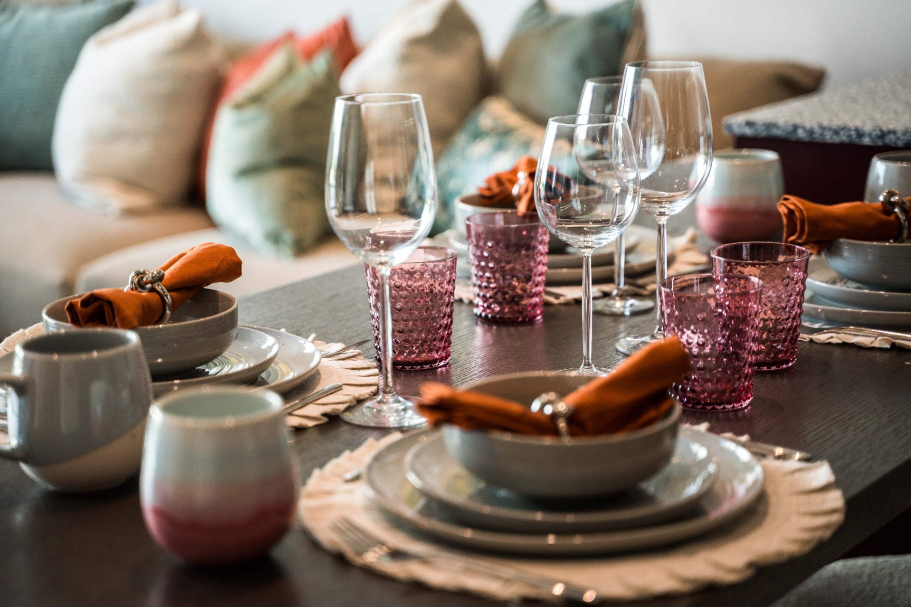 London Retreat staging detail 7