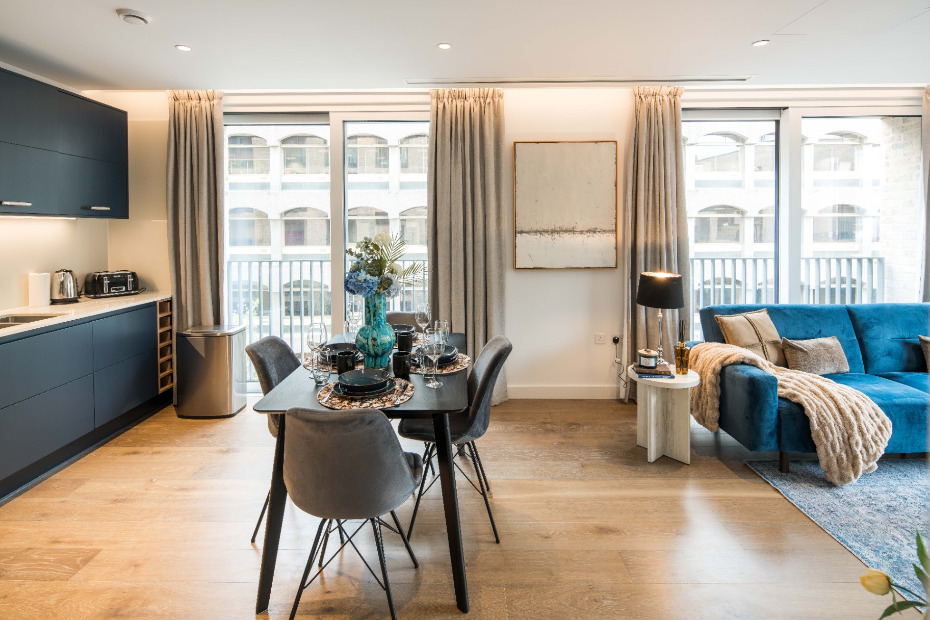 Covent Garden Flat staging detail 3