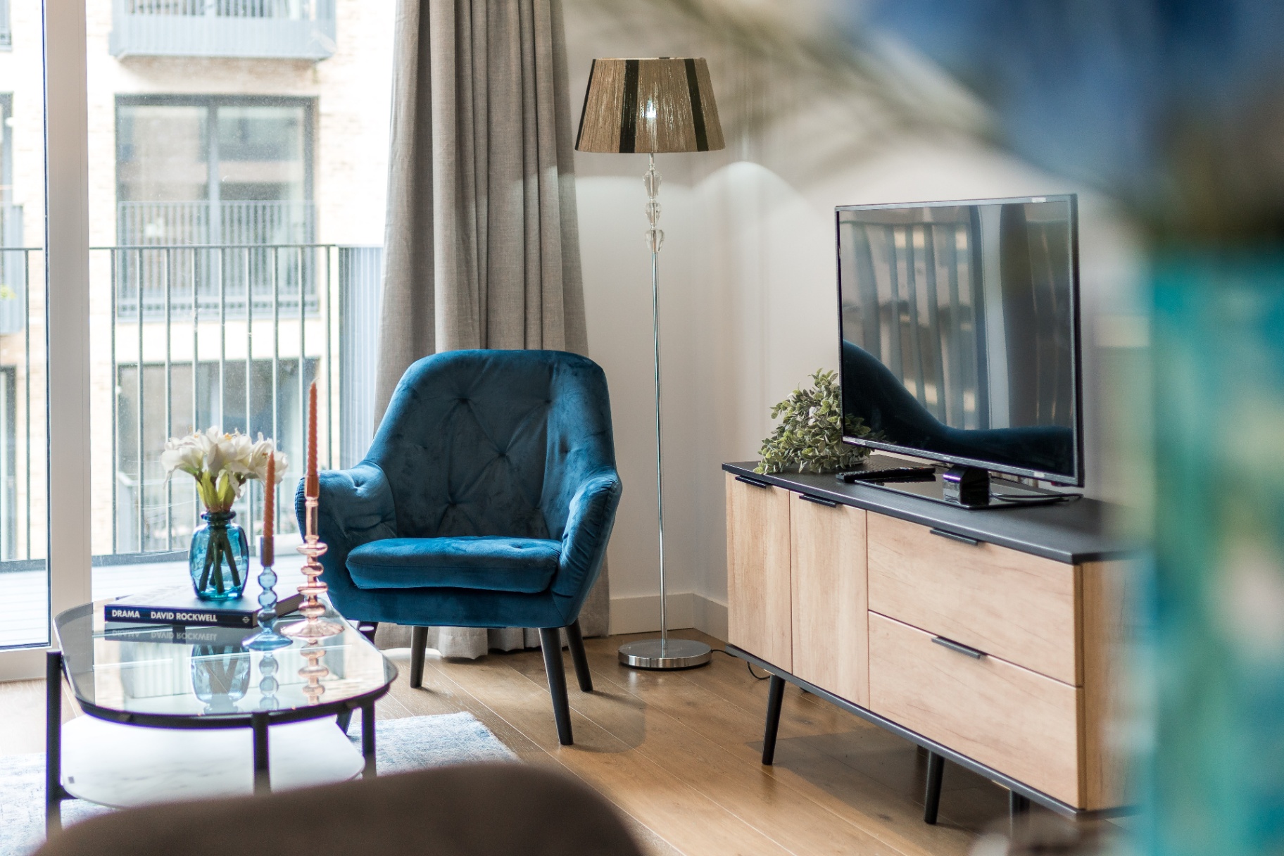 Covent Garden Flat staging detail 4